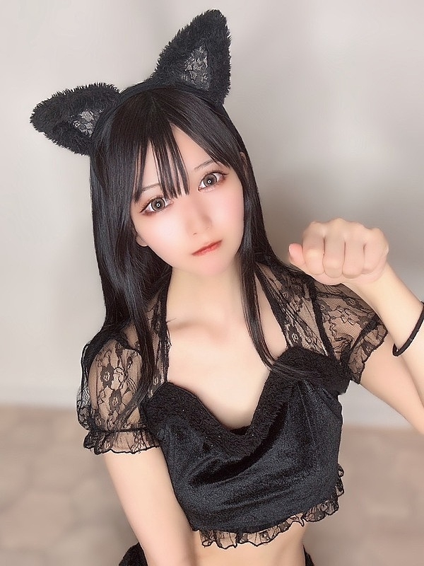 白井ゆりなの画像
