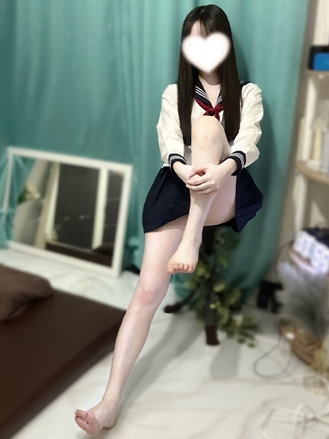 鳴海　ゆいな | Lux moment