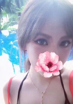 【新人】あゆみちゃん(本人保証)の画像