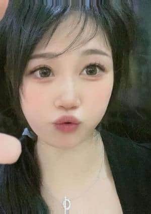 さゆりの画像
