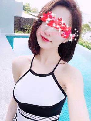 りりこの画像