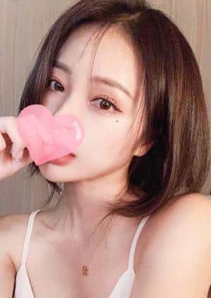 さゆりの画像