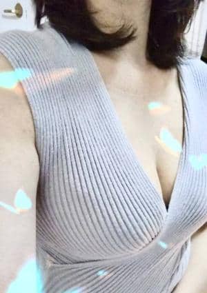 綾乃の画像