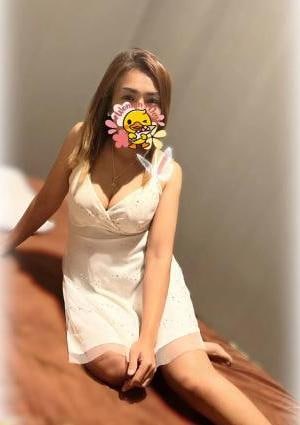 えりの画像