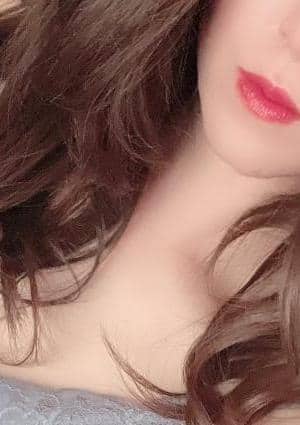 高月彩羽の画像
