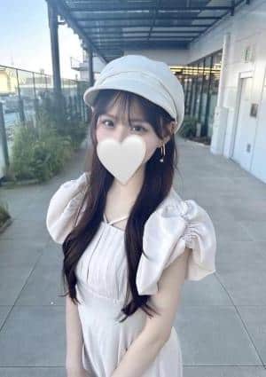 レナの画像