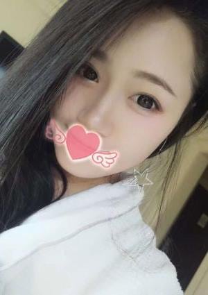 ゆやの画像