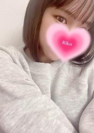 愛沢りこの画像