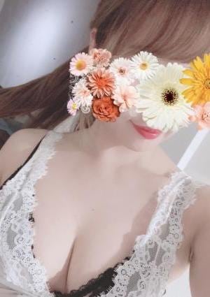 乙葉ももかの画像
