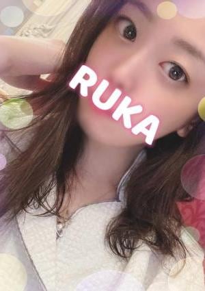 新人るかの画像