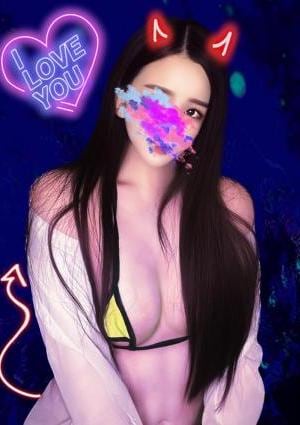 LOVELYの画像
