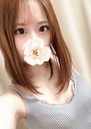 奏りおの画像