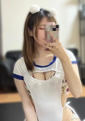 ひなこの画像